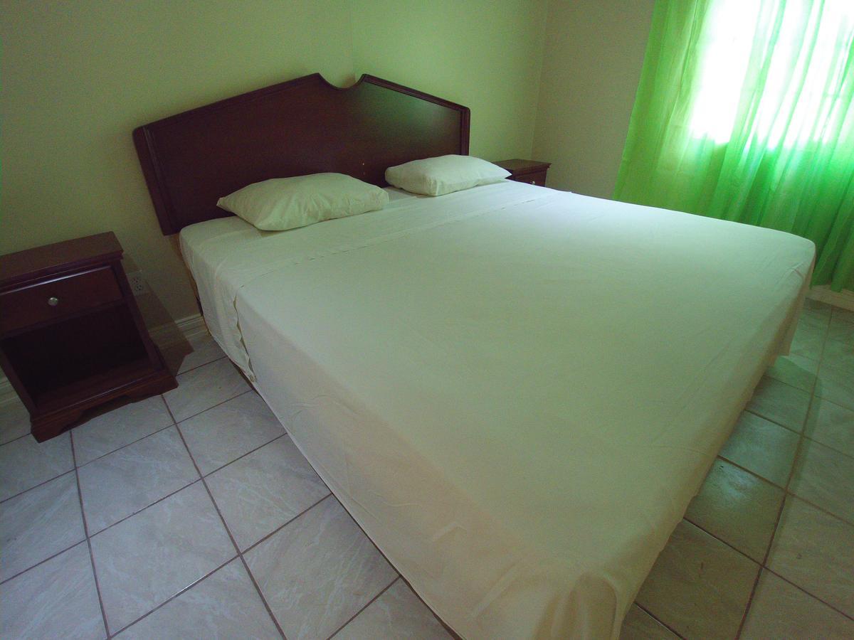 Pinneys Beach Hotel Nevis Charlestown Esterno foto